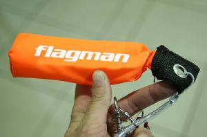 Кукан Flagman на 5 застёжек с поплавком