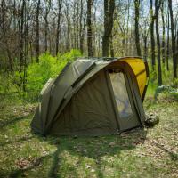 Боковий вигляд тримісного намету Ranger EXP 3-mann Bivvy для риболовлі
